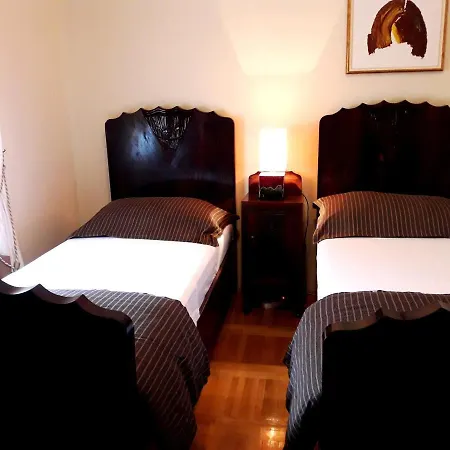 Vakantiehuis House With A Parking Space - 14848 *