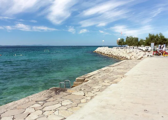 House With A Parking Space - 14848